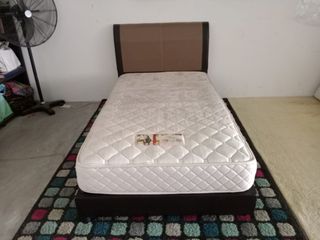 (Category: ) located in . Submitted by _naufalperabutterpakai (Listing ID 1458963006, Image 1). Description: .