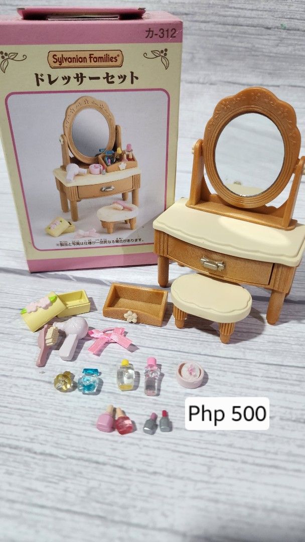 Sylvanian Families Dressing Table (Category: Kids Toys) located in Pasig City. Submitted by bunyandbryce (Listing ID 1459001784, Image 1). Description: 💰 BPI | BDO | Gcash 📦 J&T | LBC | Grab Express | Lalamove 👥️ Meet-up in Megamall | Shangrila Mall 📍Ortigas Center, Pasig.