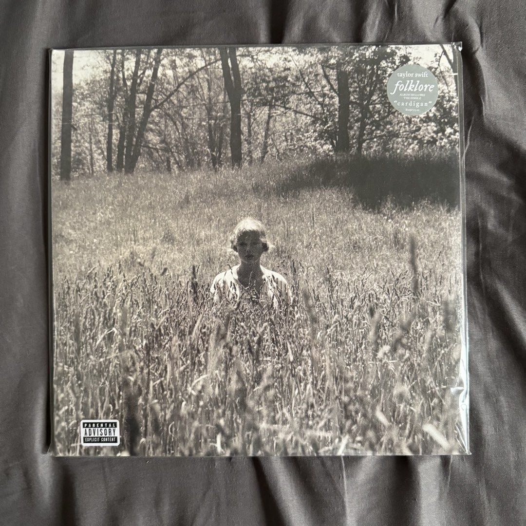 Taylor Swift - folklore (“in the weeds”) Vinyl (Category: Vinyls) located in Valenzuela. Submitted by stxrboy (Listing ID 1458973640, Image 1). Description: RARE 🪩 Factory SEALED.