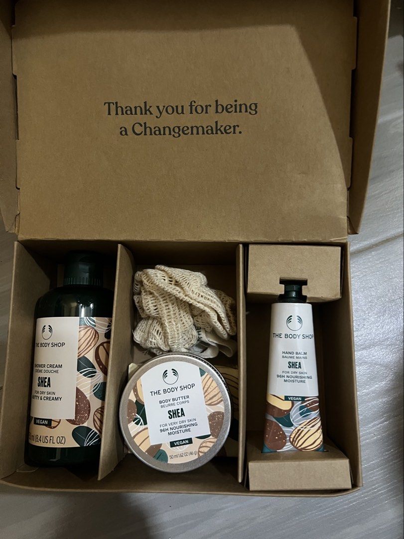 THE BODY SHOP complete set (Category: Body Care) located in Cavite. Submitted by vvvv.store (Listing ID 1459075739, Image 2). Description: .