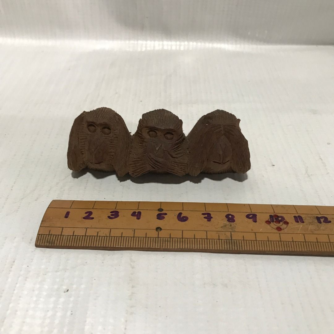 Three Wise Monkeys Wooden Carving #4948 (Category: Figurines & Statues) located in Malabon City. Submitted by mldg.surplus (Listing ID 1458989429, Image 2). Description: - Authentic wooden carving of the Three Wise Monkeys (See No Evil, Hear No Evil, Speak No Evil). - Compact size: approximately 10cm long. - Ideal for display on shelves, desks, or as a unique accent piece. - Makes a thoughtful and distinctive gift. - Adds a touch of cultural char