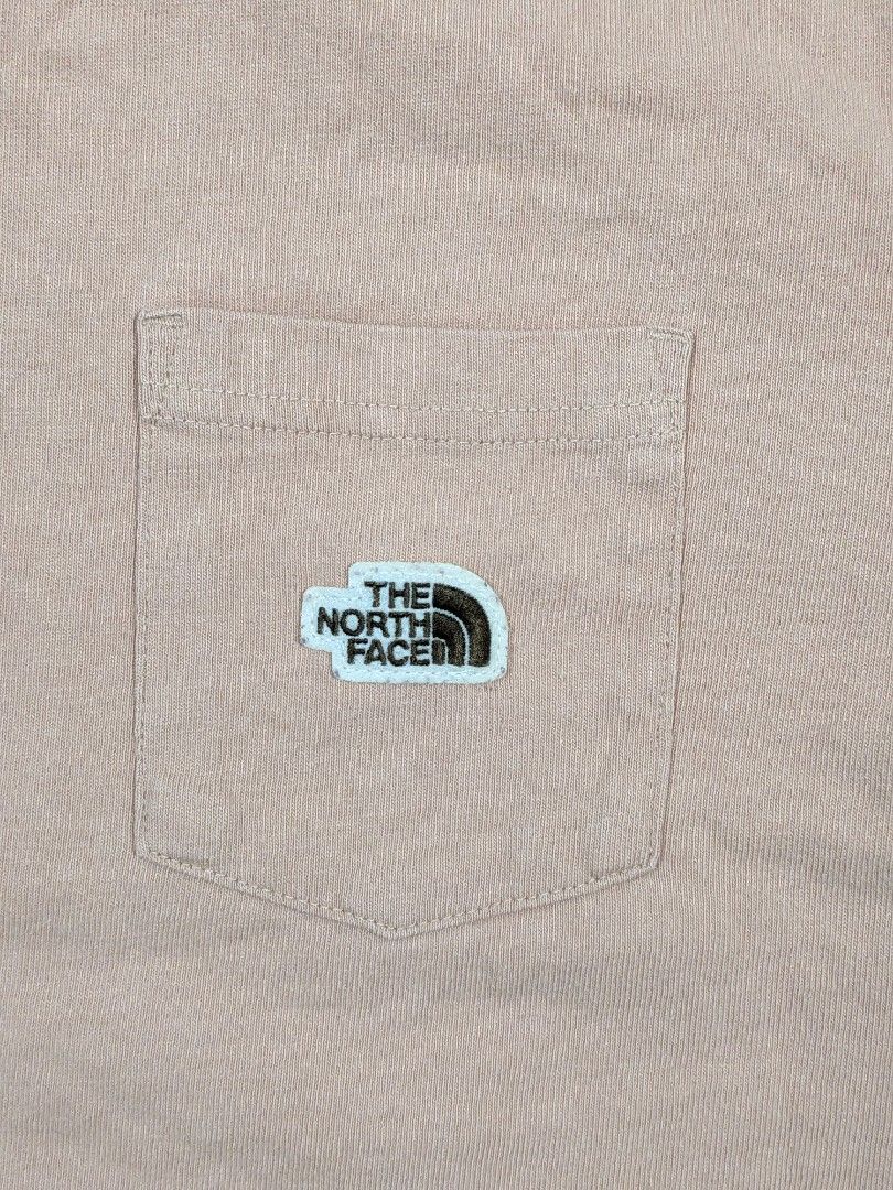 TNF (Category: Tshirts & Polo Shirts ) located in Bacolod City. Submitted by habitatbcd034 (Listing ID 1459061262, Image 3). Description: TNF Cotton Good as new Unisex Med mens Large womens Dimes 26x21 650.