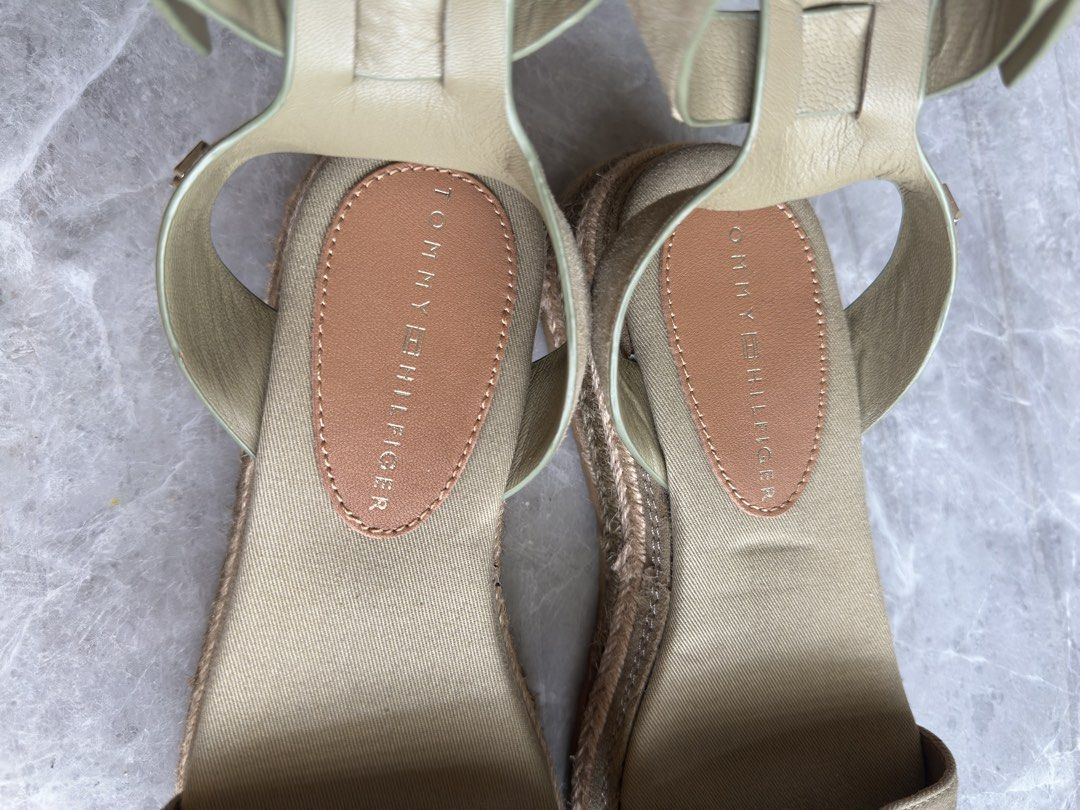 Tommy Hilfiger Sandals (Category: Wedges) located in Calamba. Submitted by nympha0630 (Listing ID 1458898595, Image 2). Description: Orig Like new Size 6 Super nice .