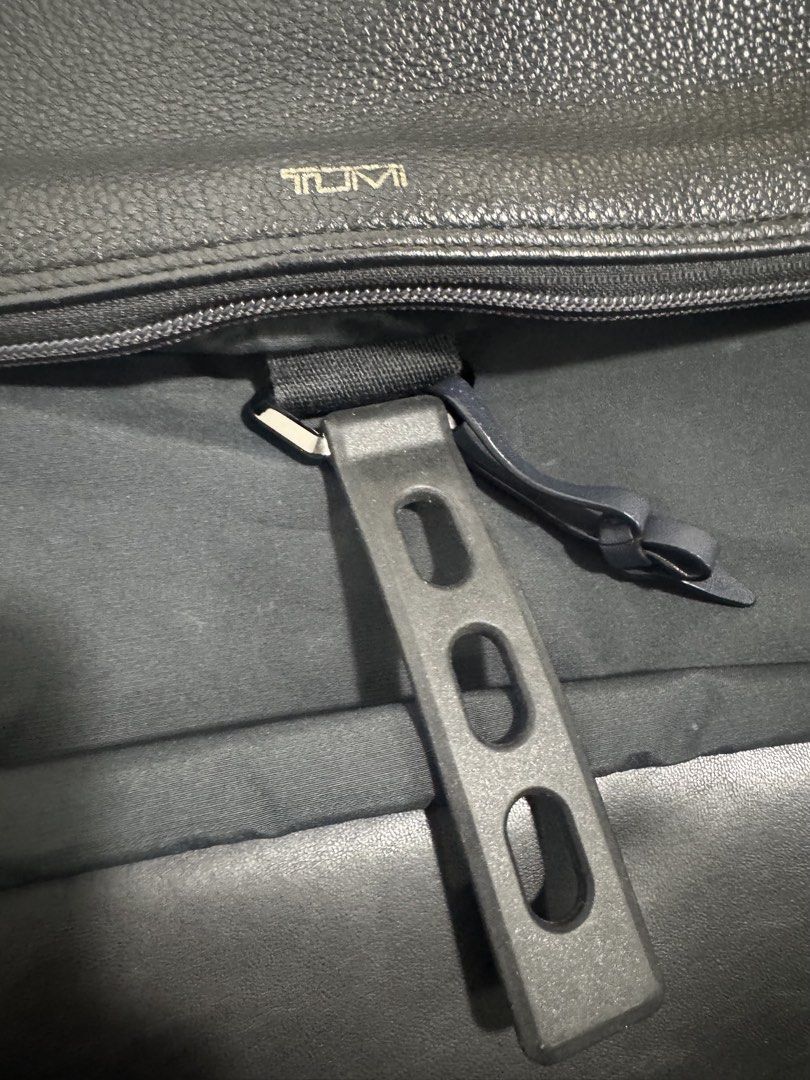 Tumi backpack （分類：背包）位於 Hong Kong。 由 mear4 提交（商品編號 1458973435，圖片 3）。簡介： 。