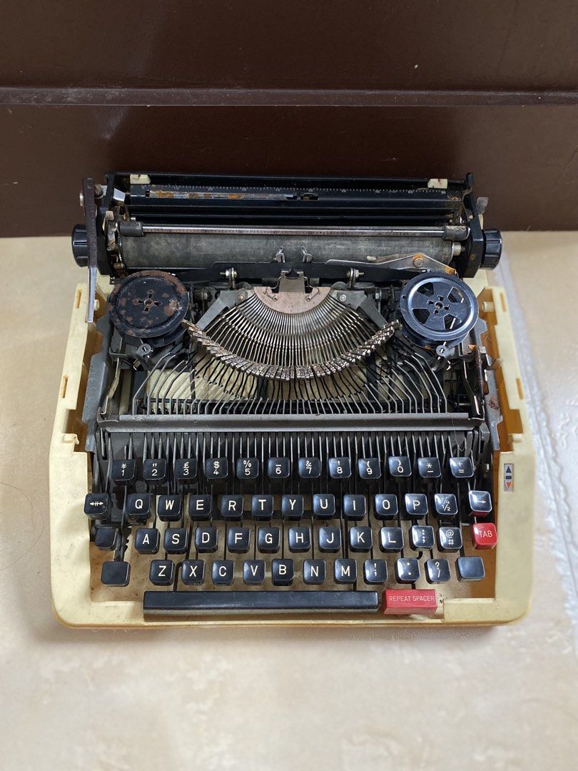 Typewriter — Repair & restoration needed (Category: Office & Business Technology) located in Imus. Submitted by shopfromlilo (Listing ID 1458966450, Image 1). Description: Imus Cavite location Google image result: Brother Deluxe 750TR Portable and manual ‼️ Repair and restoration needed Lalamove or you can pick-up #vintagetypewriter #typewriter.