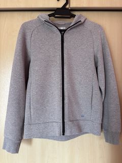 (Category: ) located in . Submitted by cle4rmycloset (Listing ID 1458947603, Image 1). Description: .