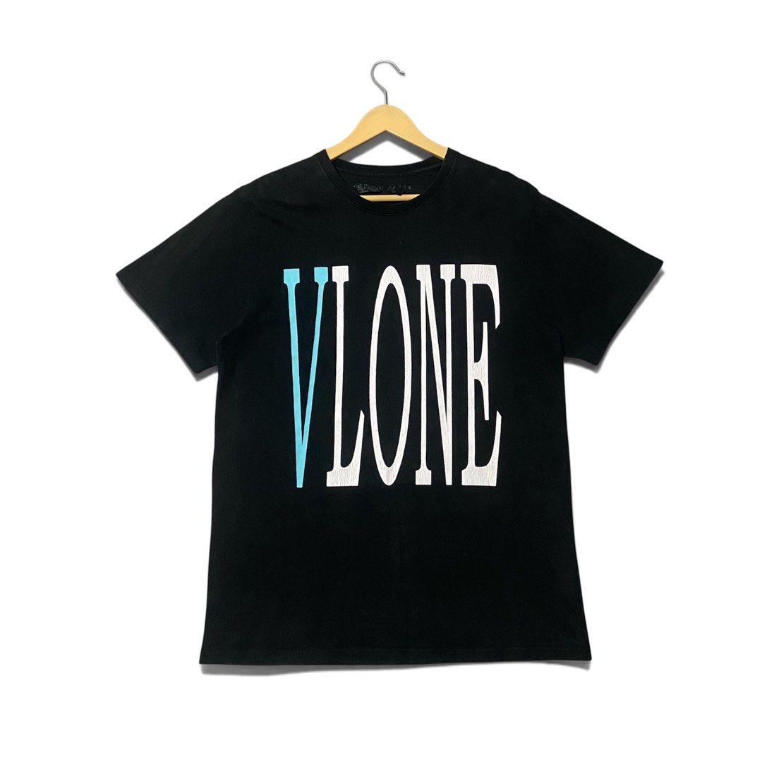 V Lone (Category: Tshirts & Polo Shirts ) located in Batangas. Submitted by hanz.dodge (Listing ID 1459041085, Image 1). Description: ⚜️V LONE 📌21 Width x 29.5 Length (M Best fit) 📌9.5/10 Color Rate 📌Excellent Condition 📌No Major Flaws 🏷️ 480.
