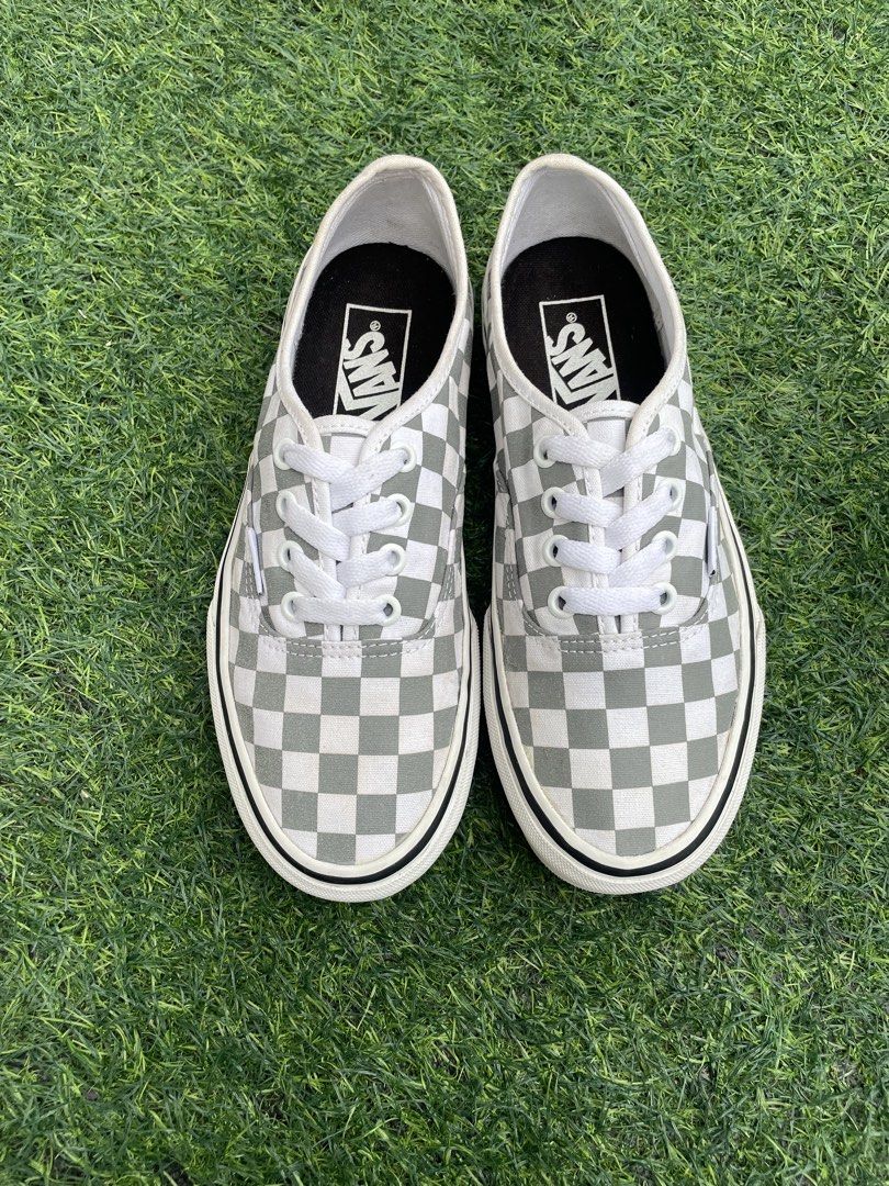 Vans Authentic Cosmic Check Reflective Grey White (Category: Sneakers) located in Muntinlupa City. Submitted by shefindsthrift (Listing ID 1459016706, Image 3). Description: Vans Authentic Cosmic Check Reflective sneakers. Grey and white checkered pattern. Size 6.5 women's / 5 men's. Classic Vans style with the iconic iwaffle sole. Great for everyday wear. - Sign of wear ( erase heel tab ) 1000.