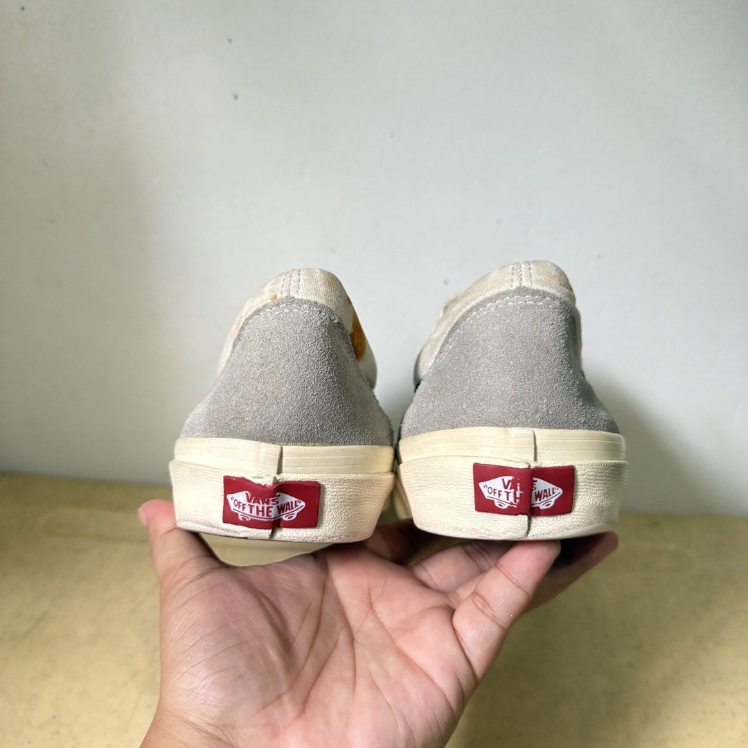 VANS STYLE 36 JOLLY GREEN (Category: Sneakers) located in Quezon City. Submitted by sharatraycooo (Listing ID 1458984146, Image 3). Description: VANS STYLE 36 JOLLY GREEN US MEN 10 US WOMEN 11.5 EURO 43.
