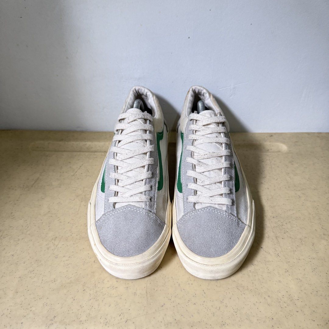 VANS STYLE 36 JOLLY GREEN (Category: Sneakers) located in Quezon City. Submitted by sharatraycooo (Listing ID 1458984146, Image 2). Description: VANS STYLE 36 JOLLY GREEN US MEN 10 US WOMEN 11.5 EURO 43.