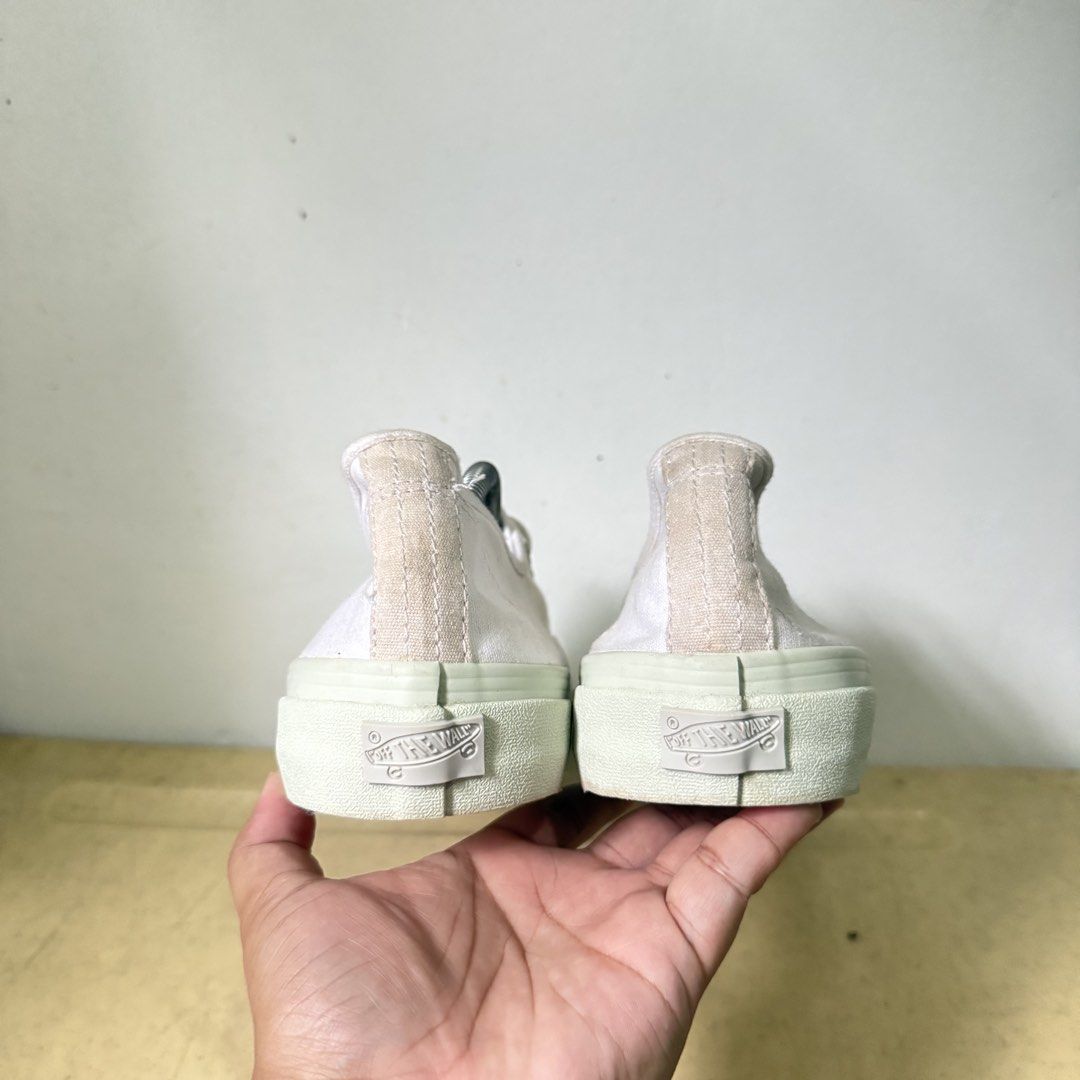 VANS x JJJJOUND AUTHENTIC LX WHITE (Category: Sneakers) located in Quezon City. Submitted by sharatraycooo (Listing ID 1458989274, Image 3). Description: VANS x JJJJOUND AUTHENTIC LX WHITE US MEN 10.5 US WOMEN 12 EURO 44.