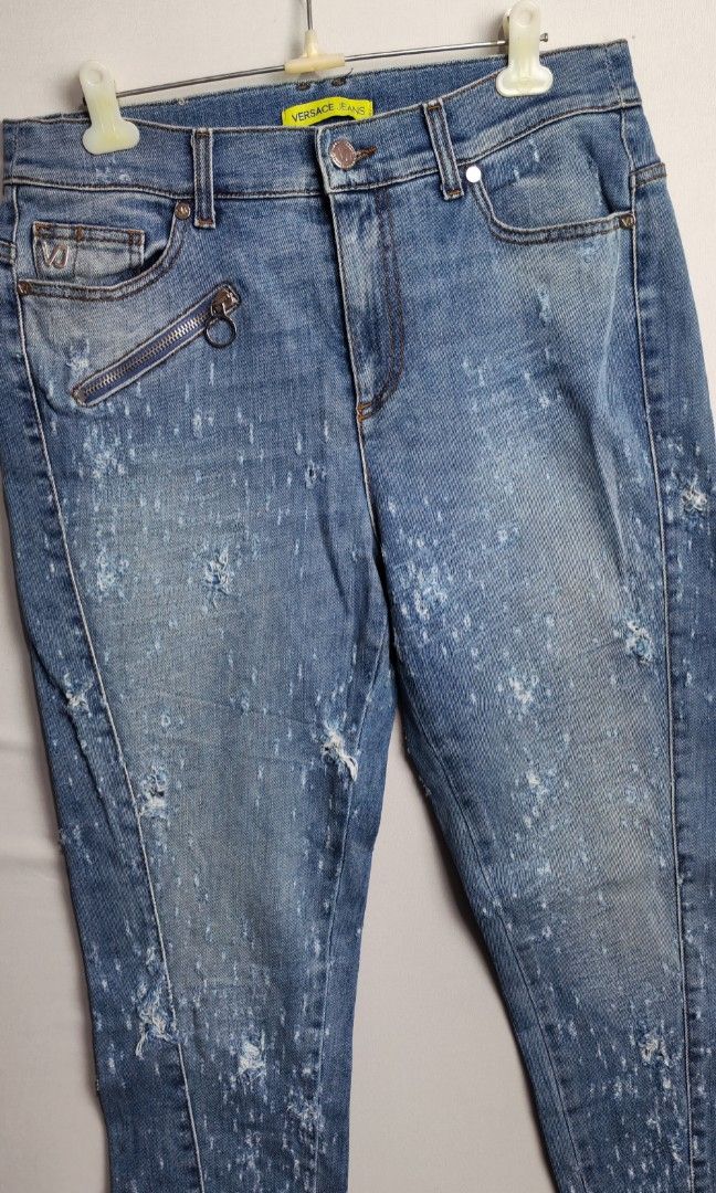 Versace Tattered Distressed Denim Jeans (Category: Jeans) located in Baguio. Submitted by luxuryph2600_eric (Listing ID 1458959141, Image 2). Description: Versace Jeans Denim Pants 📌 Details⬇️⬇️⬇️ 📍Excellent Condition 📍Dimes Waist 28-30" Length 37" Leg Opening 6" 📍Color Rate 10/10 📍Size Medium 💰 PRICE 1000 FREE SHIPING 📌Loc. Baguio City Shipping Via J&T Reminder : Items are Thrifted and carefully Selected from Thrift Stores/Box/Bales Photo