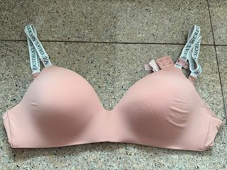 (Category: ) located in . Submitted by meli92 (Listing ID 1459052569, Image 1). Description: .
