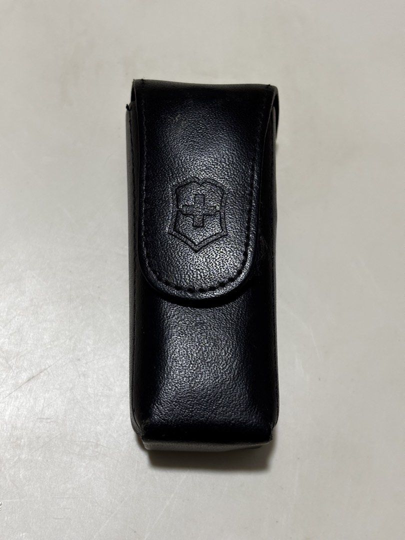 Victorinox Traveler's set (Category: Travel Essentials & Accessories) located in Paranaque City. Submitted by jorgeramos878 (Listing ID 1458904834, Image 2). Description: Add delivery fee .