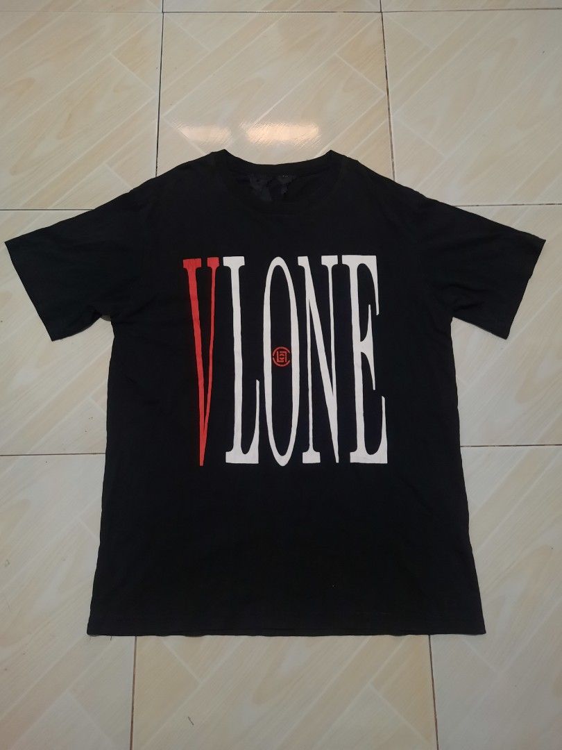vlone tee (Category: Tshirts & Polo Shirts ) located in Tarlac. Submitted by thryftstash (Listing ID 1459024144, Image 1). Description: dimes:30x22 issue:last pic(crack back print) +sf tarlac loc.
