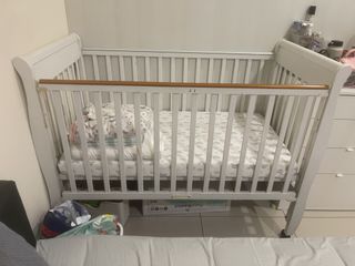 (Category: ) located in . Submitted by chloe1910 (Listing ID 1458991313, Image 1). Description: .