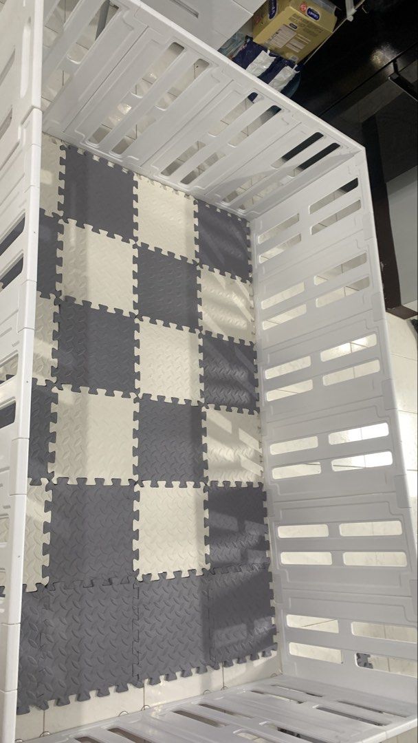 White Plastic Playpen for Babies/Pets - Easy Assembly (Category: Infant Playtime) located in Batangas. Submitted by lifewithxhan.ph (Listing ID 1458969347, Image 1). Description: - High End White plastic playpen - Dimensions: 150cm x 180cm x 60cm - Easy to assemble and reconfigure (rectangular, L-shaped, etc.) - Creates a safe play space for little ones or pets - Includes 20 single pieces and 1 door bar NOTE: Play matts not included..