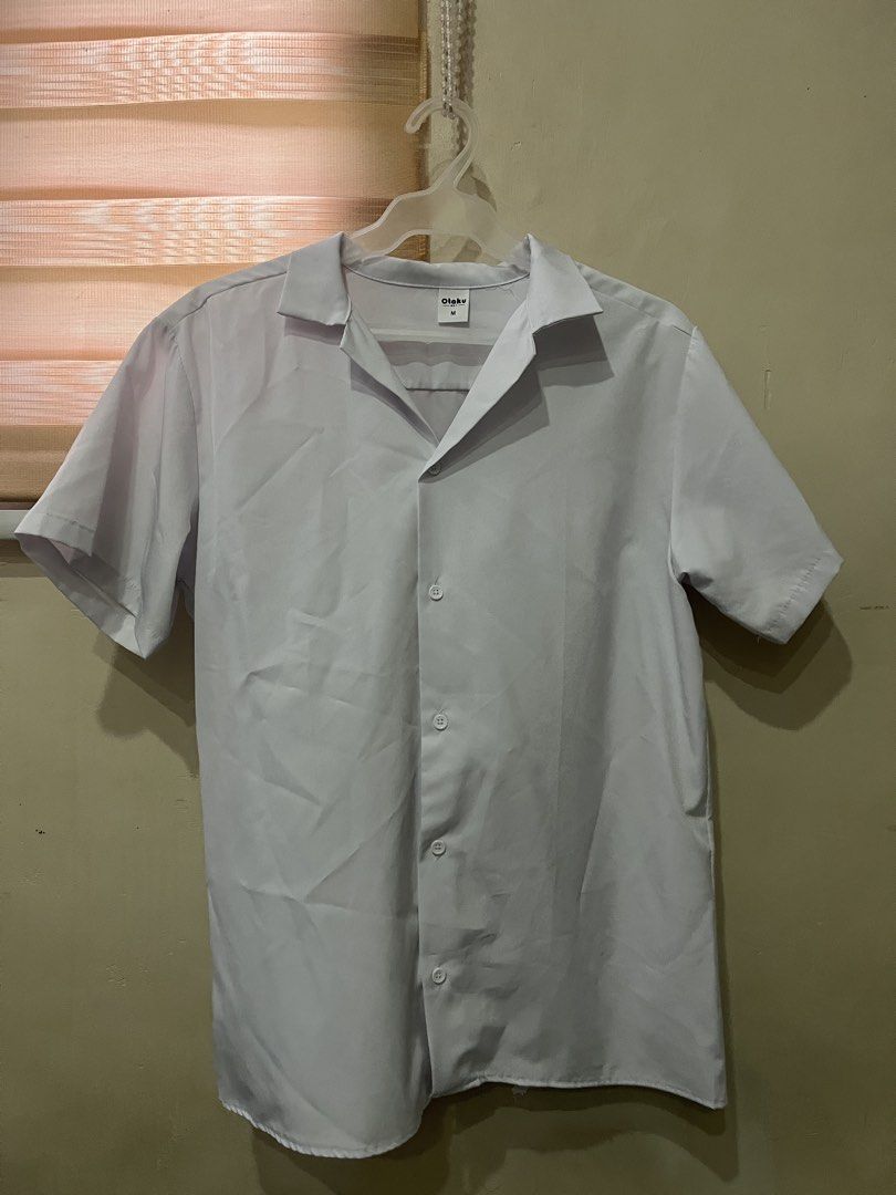 White Polo (Category: Tshirts & Polo Shirts ) located in Pasig City. Submitted by kkumachoel (Listing ID 1458918894, Image 1). Description: .