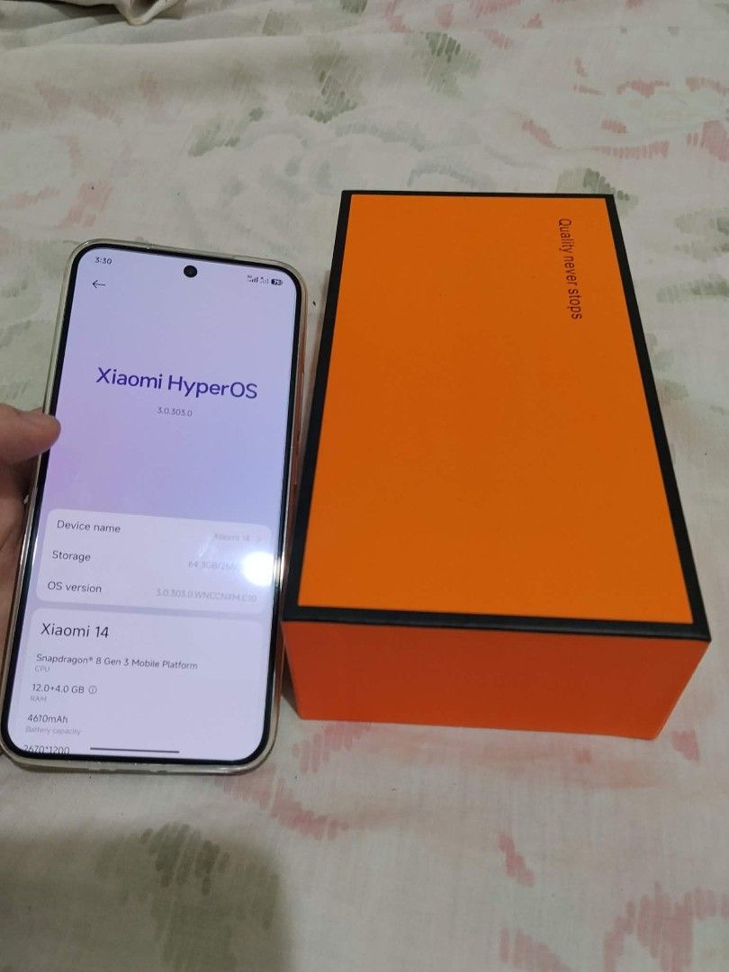 Xiaomi 14 5G CN ROM (Category: Xiaomi) located in Quezon City. Submitted by oddearth-46c4c8 (Listing ID 1459063194, Image 1). Description: Unit case replacement box and charger.