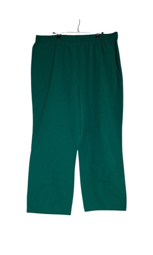(XL) Cherokee scrub pants (Category: Activewear) located in Tanauan. Submitted by scrubsuitshoppreloved (Listing ID 1459041273, Image 1). Description: Emerald green Garterize 17x39.