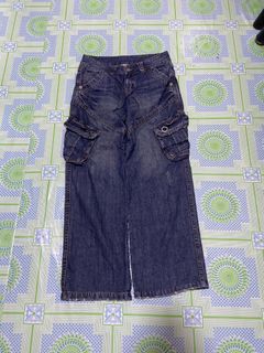 (Category: ) located in . Submitted by reupcycle (Listing ID 1458986012, Image 1). Description: .