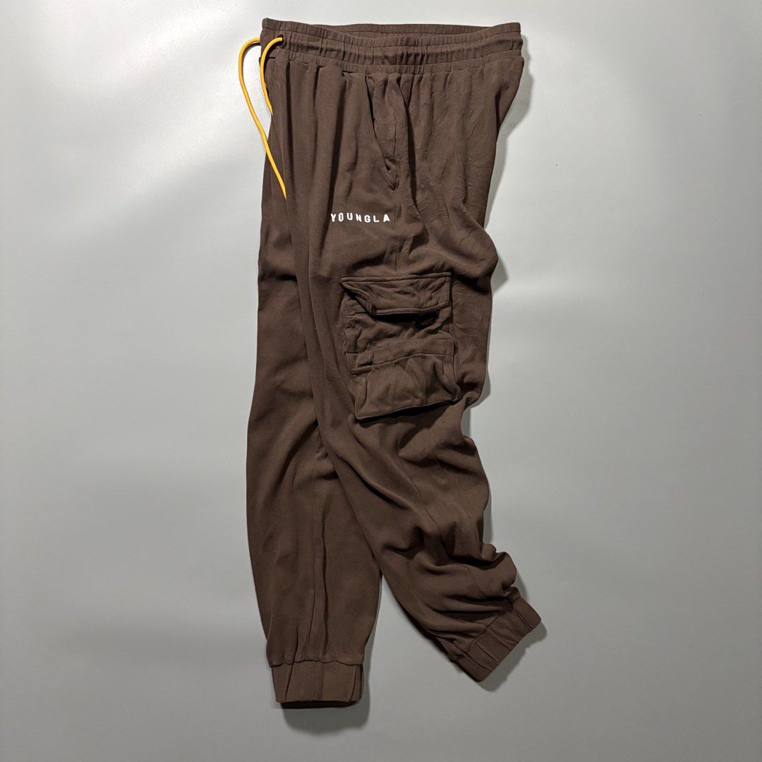 Youngla Men’s Cargo Jogger Pants (Category: Activewear) located in Tayabas. Submitted by bayabaskartell (Listing ID 1458960890, Image 2). Description: .
