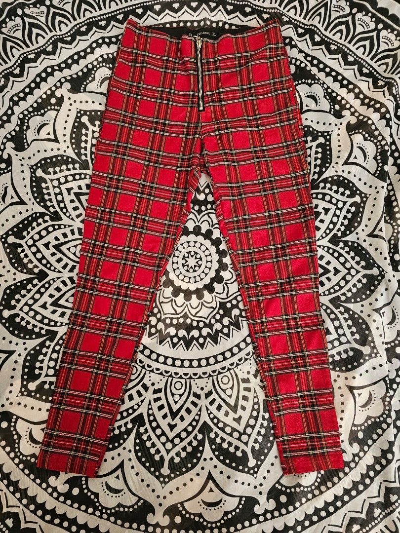 Zara Basic Red Plaid Zipper Pants (Category: Other Bottoms) located in Quezon City. Submitted by viviezz (Listing ID 1459017474, Image 1). Description: - Zara Basic red plaid pants - Slim fit style - Zipper closure with ring pull - Made in Cambodia.