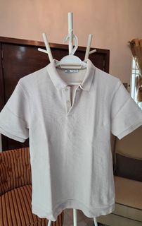(Category: ) located in . Submitted by usedsacoorcloset (Listing ID 1459012577, Image 1). Description: .
