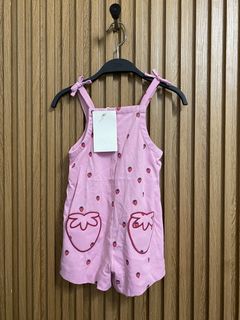 (Category: ) located in . Submitted by lovetohoard (Listing ID 1459016815, Image 1). Description: .