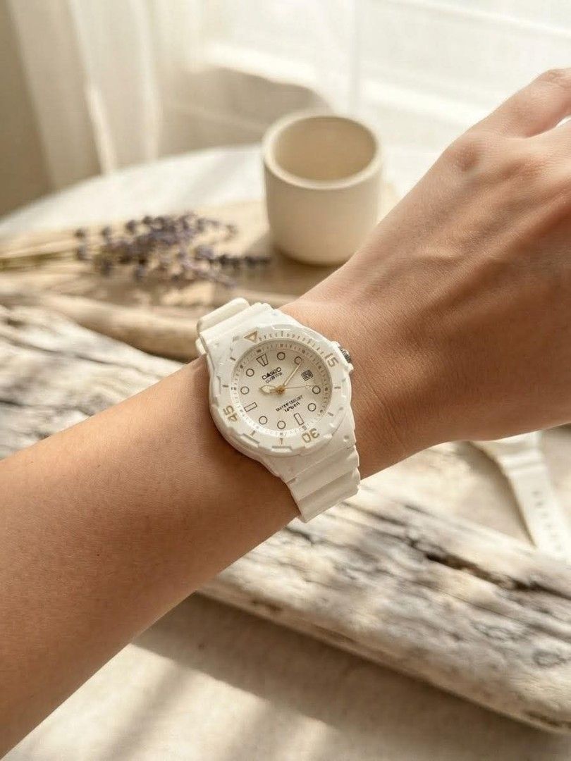 1200 (Category: Women's Watches) located in Angeles City. Submitted by truehawk_95a40c (Listing ID 1460716857, Image 3). Description: For sale Brandnew Casio Watch 1200 Pm me to order.