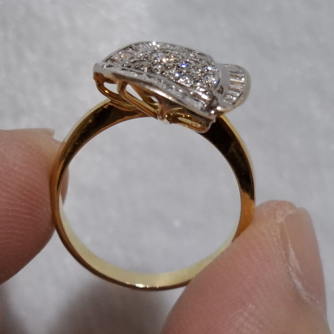 14k Two Tone Gold Diamond Ring (Category: Rings) located in Manila. Submitted by treasurechest888 (Listing ID 1460749262, Image 2). Description: Video available upon request! SALE! Now only 21,000 pesos. Preowned 14k two tone gold diamond ring (approx .50ct total, 3.30 grams, size 6). Only 28,000 pesos. Pwede COD or COP ng LBC with 2,000 pesos downpayment..