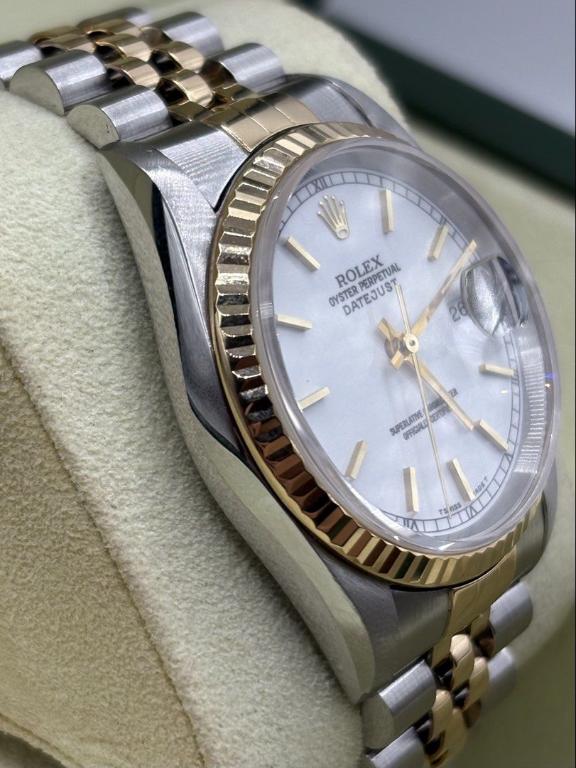 1995 Rolex Datejust 36mm (Category: Men's Watches) located in Pasig City. Submitted by nicoestradaa (Listing ID 1460834592, Image 2). Description: Rolex Datejust White stick dial 18k Yellow gold hour markers, bracelet and bezel 36mm 16233 1995 year model W404581 9.5/10 condition Comes with box, manuals, tags and links Open for authentication 385k.