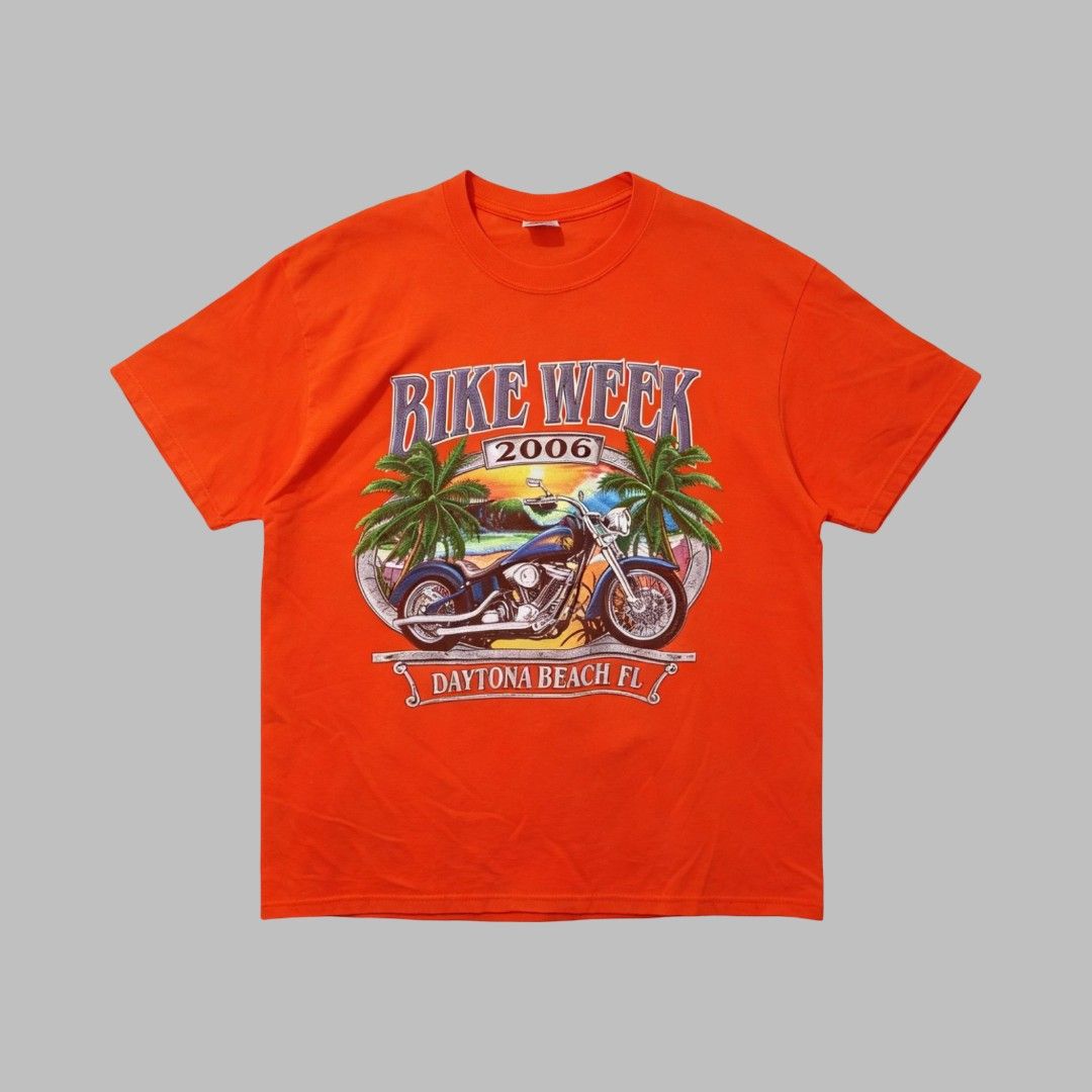 2006 Daytona beach bike week (Category: Tshirts & Polo Shirts ) located in Dagupan City. Submitted by old_soul_finds.ph (Listing ID 1460909475, Image 2). Description: Dimensions : L31 x W24 Color Rate : 9.5 / 10 Issues : Pinhole Excellent condition Mine for only ₱1000 📍Loc : Pangasinan MOP : Gcash MOD : J&T express / Ava pasabay if around Pangasinan.