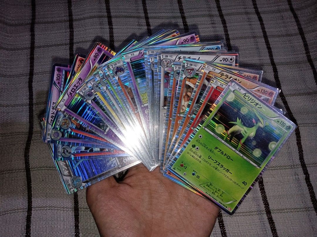 2011-2013 Black&White holos Bundle (Category: Raw Singles) located in Cagayan de Oro. Submitted by baksee (Listing ID 1460898262, Image 1). Description: 22 cards Gigalith noticable dmg sa back(chipped) Some have heavy whitening sa edges Mostly are LP/MP condition Not perfect for grading. Mind your expectations ☺️ Please rely on the pics for actual condition..