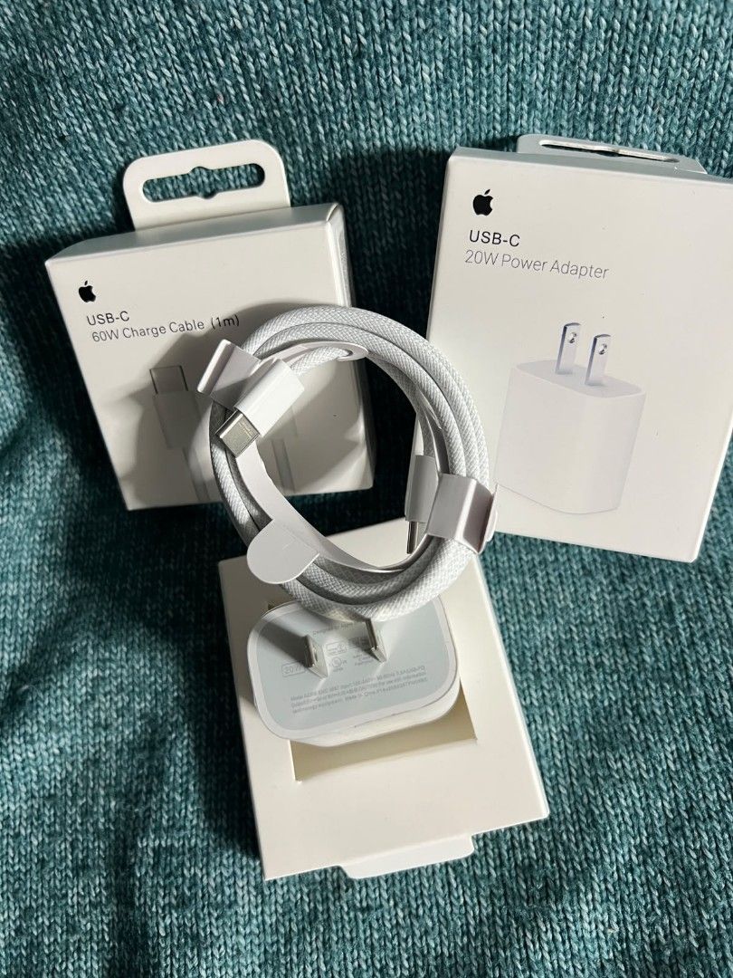 20W iPhone charger Type-C (Category: Cables & Chargers) located in Manila. Submitted by itsashy (Listing ID 1460755978, Image 1). Description: LALAMOVE MEET UP J&T.
