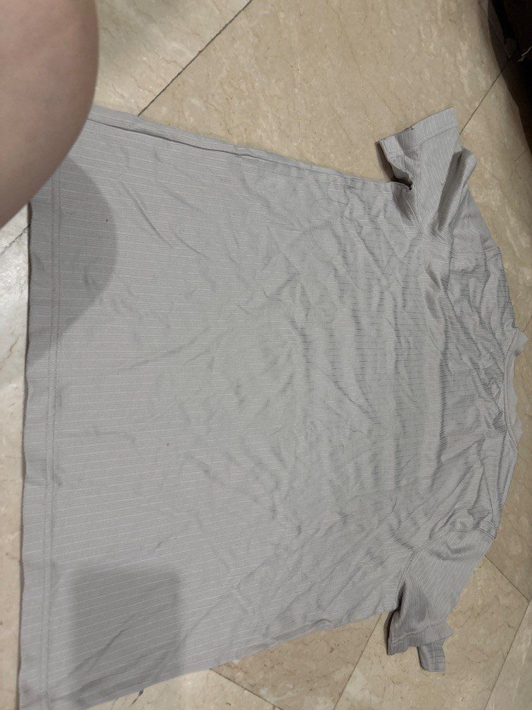 21x27 craft and barrow top (Category: Tshirts & Polo Shirts ) located in Manila. Submitted by vintageaccessories (Listing ID 1460830436, Image 2). Description: .