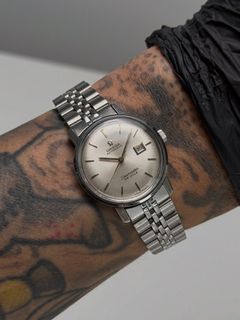 (Category: ) located in . Submitted by e.s.watches (Listing ID 1460885083, Image 1). Description: .