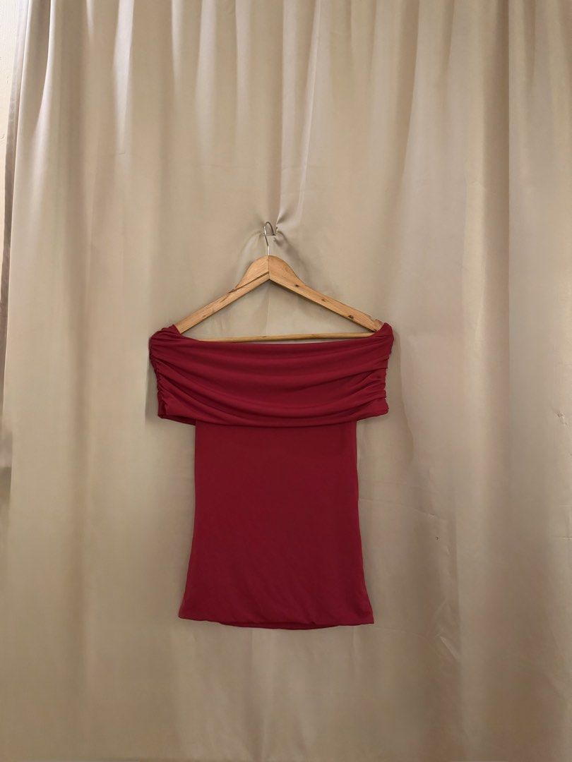 3-way red top high quality (Category: Blouses) located in Manila. Submitted by 414studio (Listing ID 1460900486, Image 3). Description: Free size small to medium.
