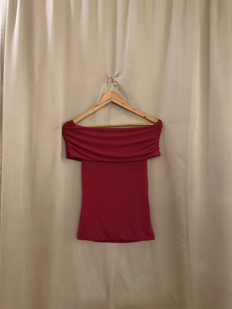 3-way red top high quality (Category: Blouses) located in Manila. Submitted by 414studio (Listing ID 1460900486, Image 1). Description: Free size small to medium.