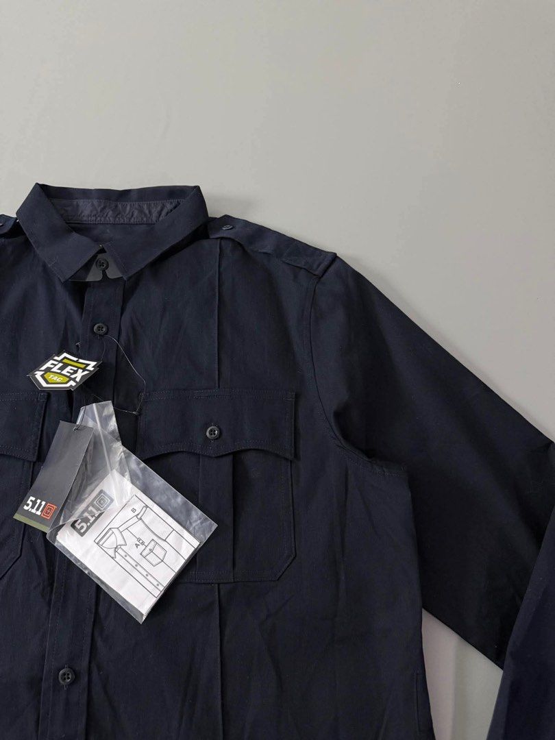 5 11 TACTICAL (Category: Formal Shirts) located in Guagua. Submitted by sweetboyy (Listing ID 1460853550, Image 3). Description: 5 11 TACTICAL EXCELLENT CONDITION / NO ISSUE SIZE LARGE ON TAG / DIMES L31 W24.