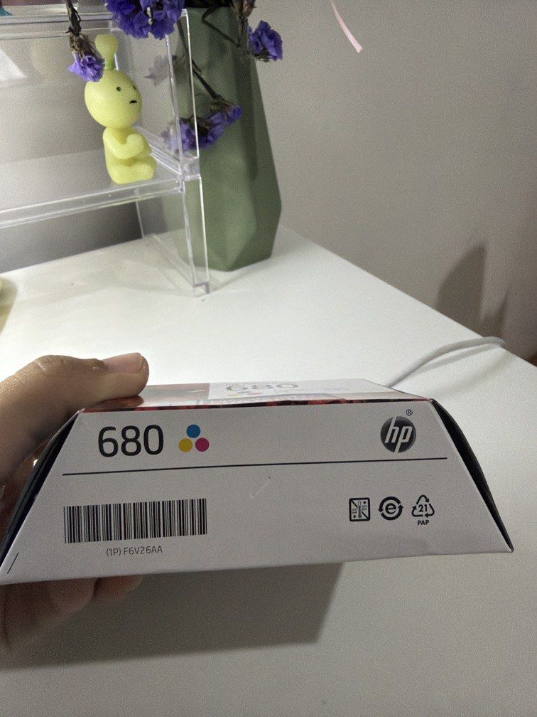 680 Ink Advantage (Category: Printers, Scanners & Copiers) located in Manila. Submitted by federicofr41892 (Listing ID 1460717201, Image 2). Description: BRAND NEW! Not used not opened RFS: Not compatible with my printer🥲.