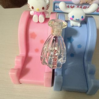 (Category: ) located in . Submitted by CherryBerryCloset (Listing ID 1460782769, Image 1). Description: .