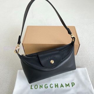 （分類：）位於 。 由 bellezza. 提交（商品編號 1460838199，圖片 1）。簡介： 。