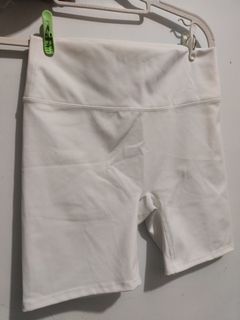 （分類：）位於 。 由 swimboom 提交（商品編號 1460778550，圖片 1）。簡介： 。