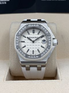 （分類：）位於 。 由 muchgoldwatch 提交（商品編號 1460789135，圖片 1）。簡介： 。
