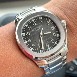 (Category: ) located in . Submitted by watchcentresg (Listing ID 1460748038, Image 1). Description: .