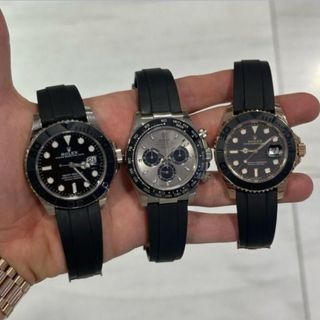 (Category: ) located in . Submitted by watchcentresg (Listing ID 1460747400, Image 1). Description: .