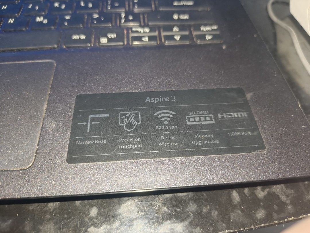 Acer aspire (Category: Laptops & Notebooks) located in Quezon City. Submitted by justinedeku (Listing ID 1460847037, Image 1). Description: Sira keyboard, pero well functioning pa yung laptop free na keyboad at speaker.