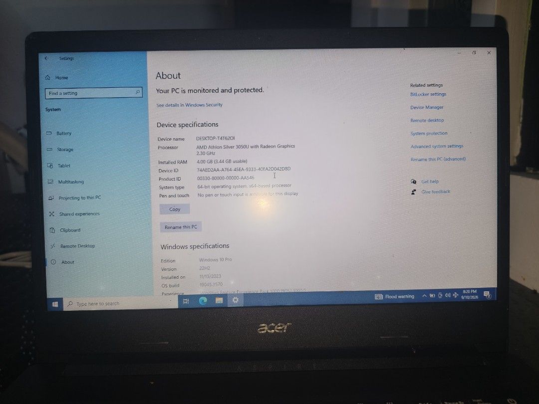 Acer aspire (Category: Laptops & Notebooks) located in Quezon City. Submitted by justinedeku (Listing ID 1460847037, Image 2). Description: Sira keyboard, pero well functioning pa yung laptop free na keyboad at speaker.