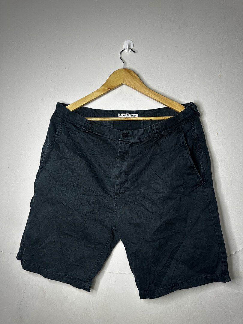 ACNE STUDIOS SHORT (Category: Shorts) located in Molave. Submitted by thriftmate13 (Listing ID 1460784725, Image 1). Description: .